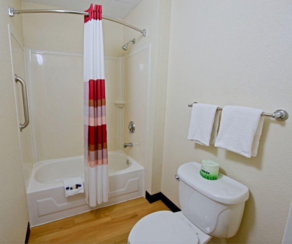 Red Roof Inn אלקהארט מראה חיצוני תמונה