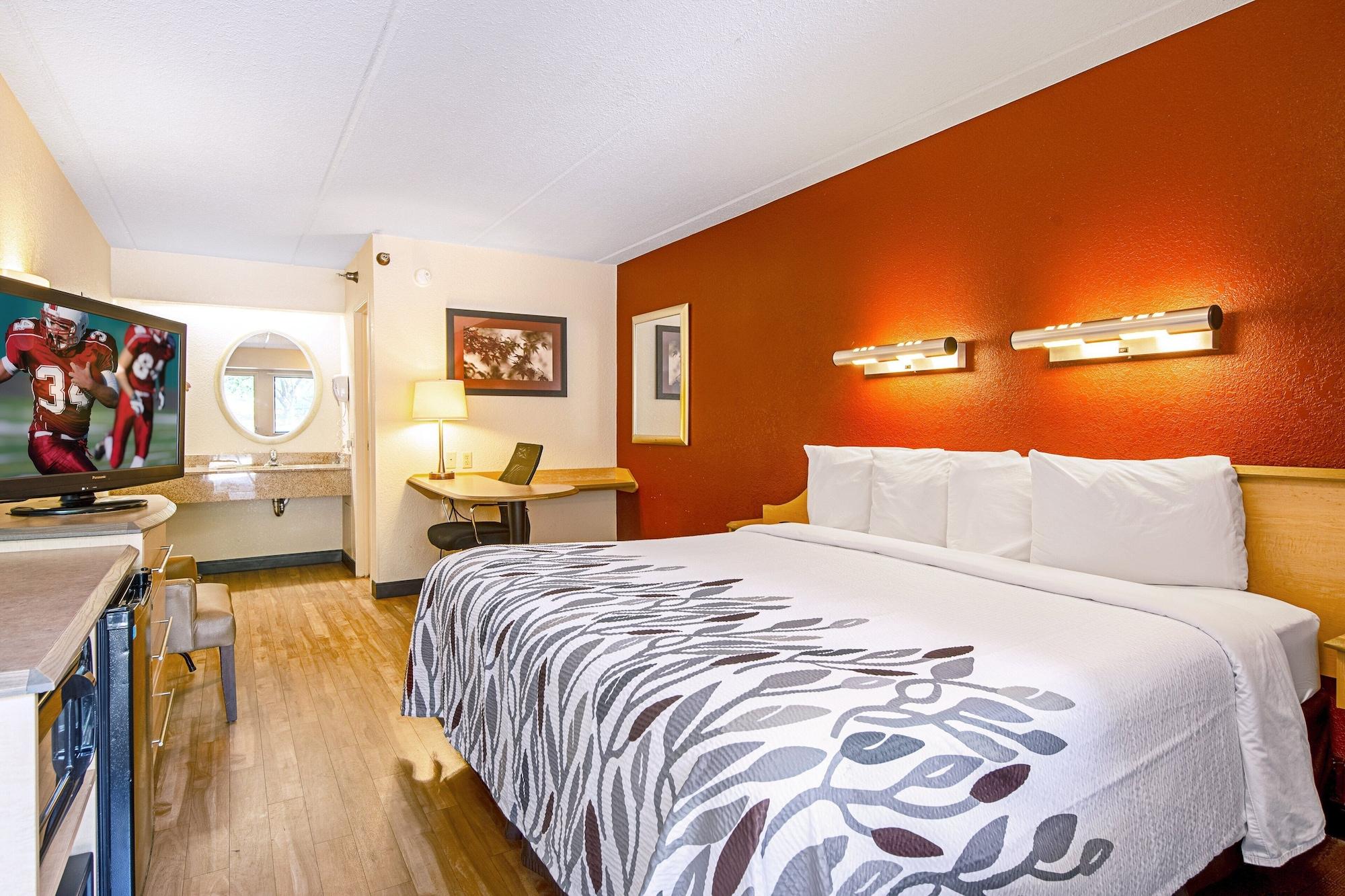 Red Roof Inn אלקהארט מראה חיצוני תמונה