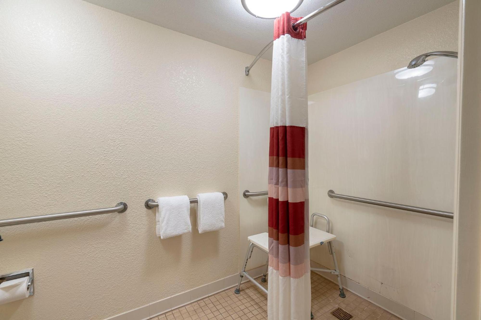 Red Roof Inn אלקהארט מראה חיצוני תמונה