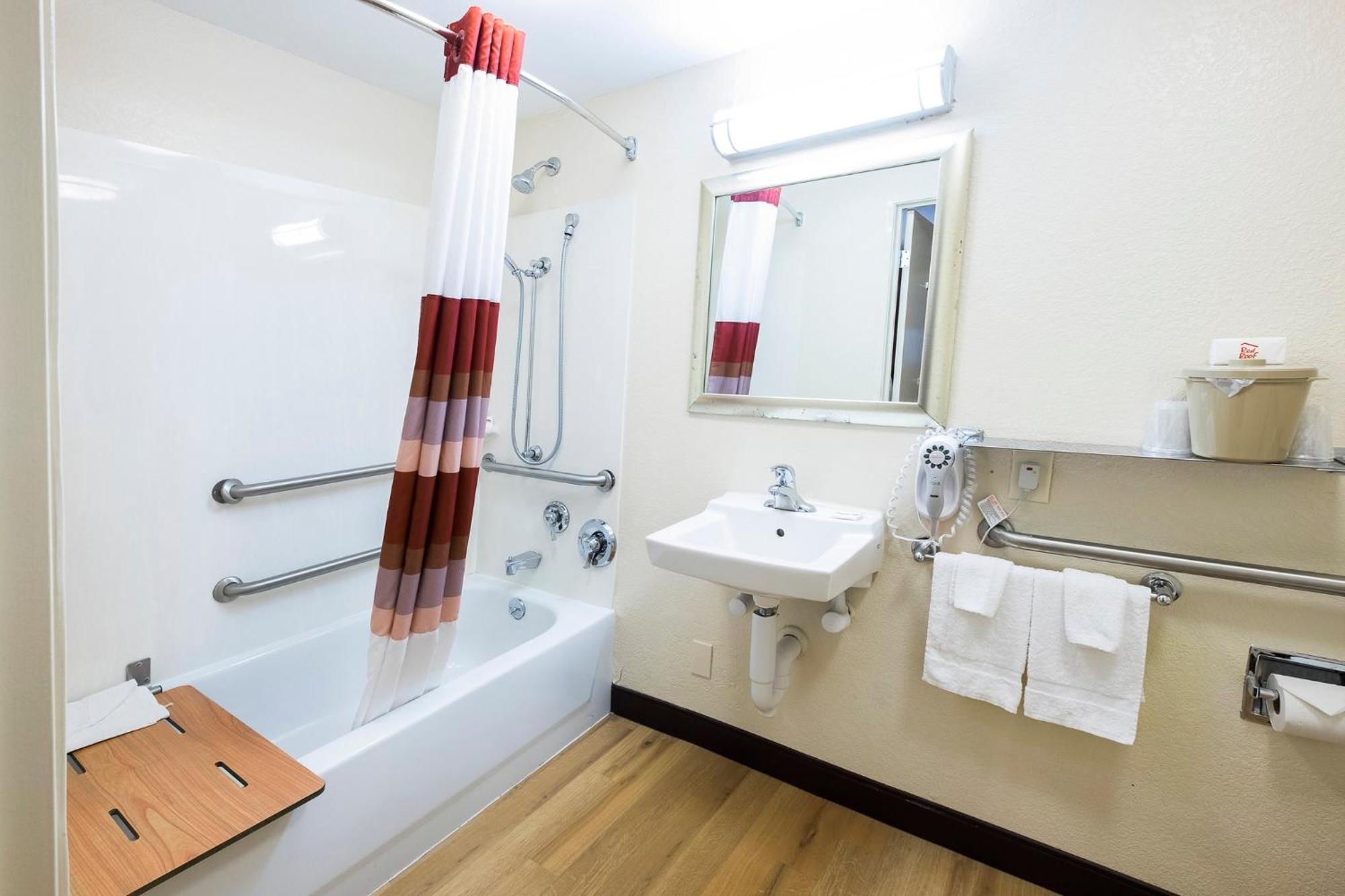 Red Roof Inn אלקהארט מראה חיצוני תמונה