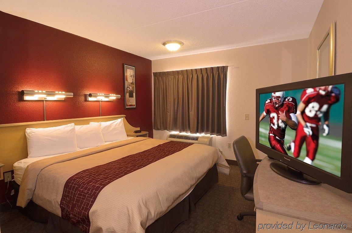 Red Roof Inn אלקהארט מראה חיצוני תמונה