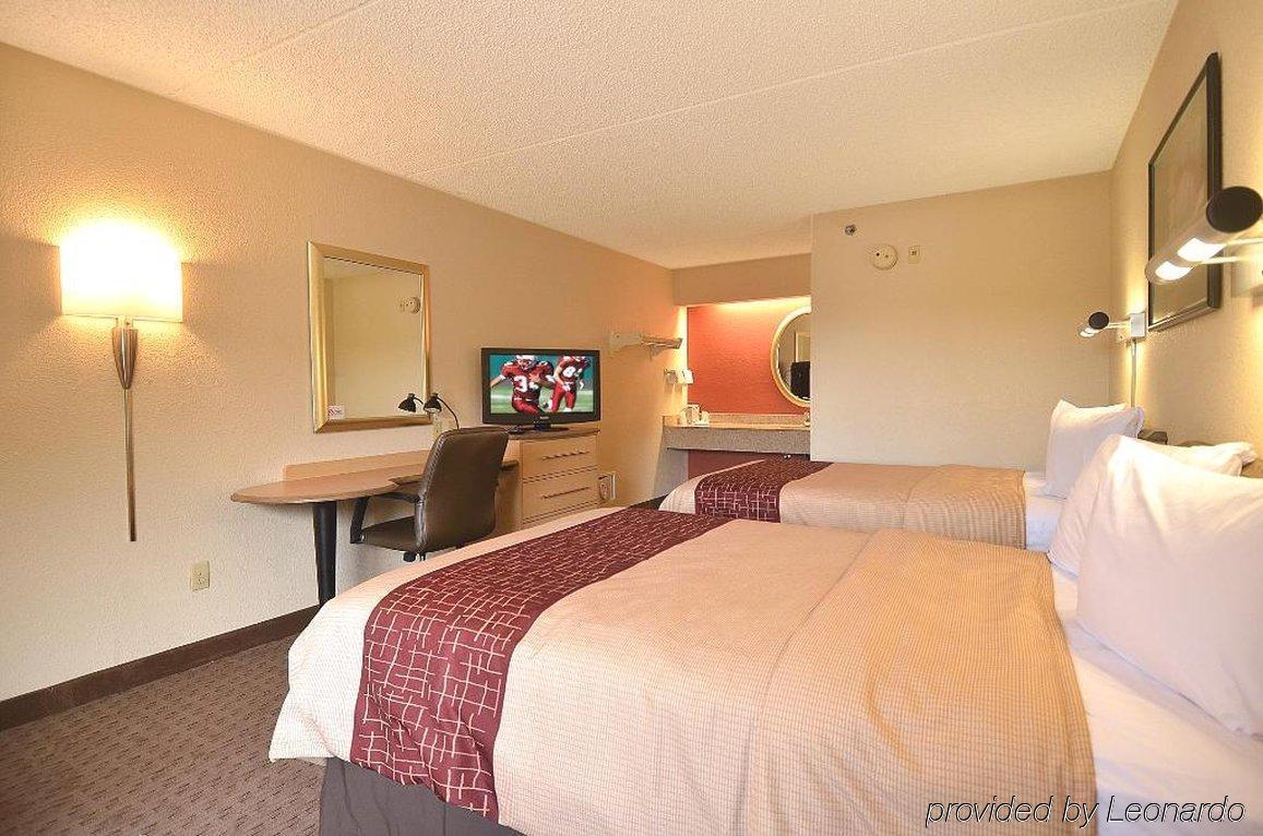 Red Roof Inn אלקהארט מראה חיצוני תמונה