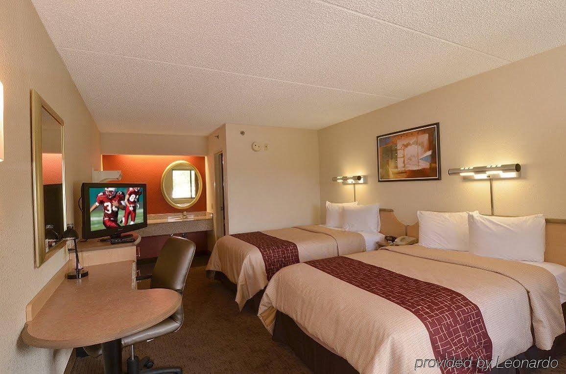 Red Roof Inn אלקהארט מראה חיצוני תמונה